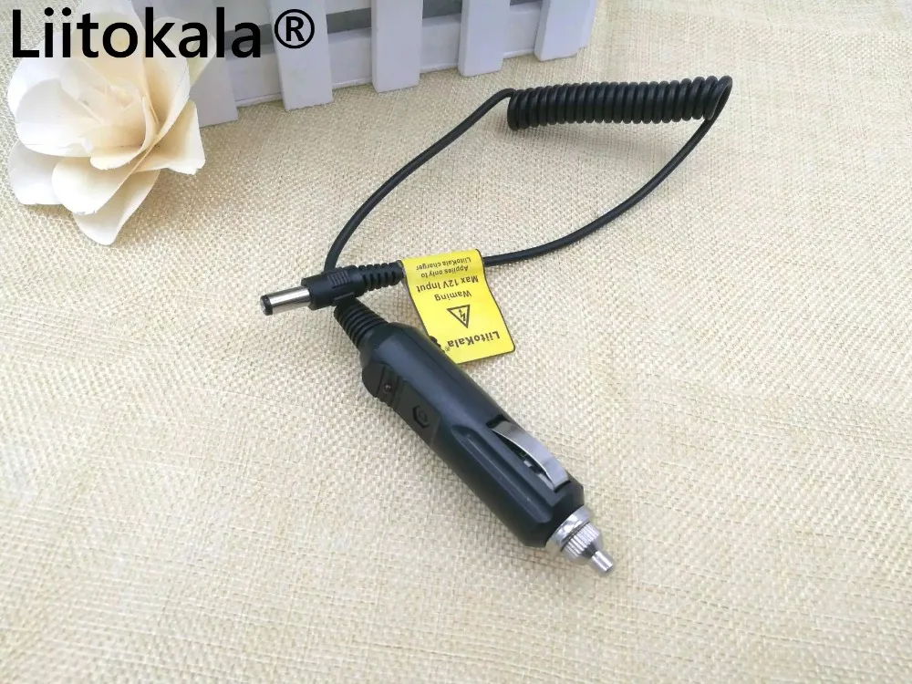 Оригинальное портативное автомобильное зарядное устройство Liitokala 12V 1A