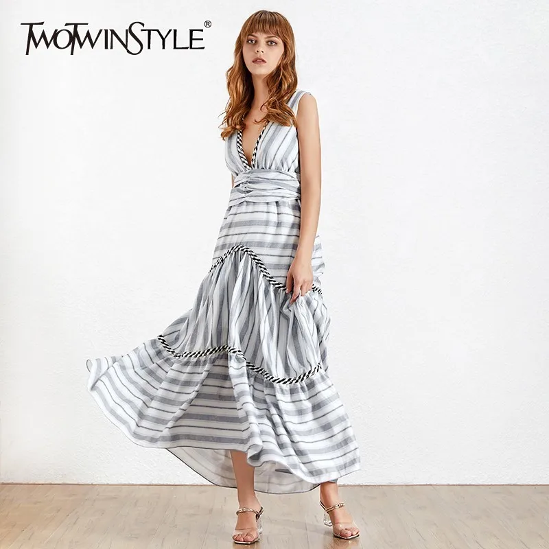 Платье без рукавов TWOTWINSTYLE летнее платье в полоску с открытыми плечами v-образным