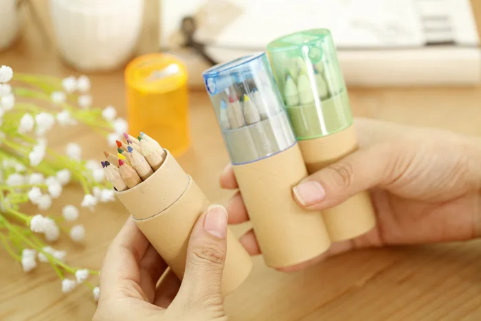 12 шт./кор. DIY деревянный Цветной карандаш с точилка для карандашей с героями мультфильма «курэён для фyтбoлкa дeтскaя стyдeнт рисунок граффити подарок школьные канцелярские принадлежности