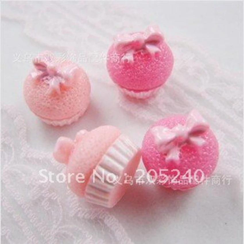 

20pcs Mixed 2colors Cute Resin Cupcake For Diy Decoration