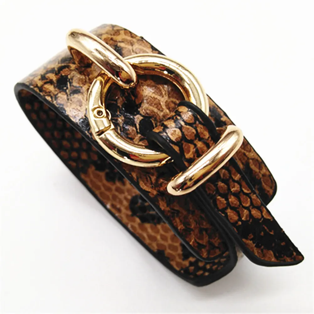 Женский широкий кожаный браслет с леопардовым принтом винтажный зеленым змеиным