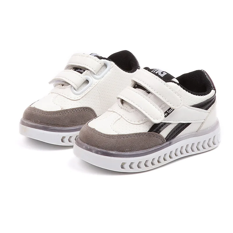 Новая модель весенних светящихся кроссовок для девочек детская светящаяся обувь