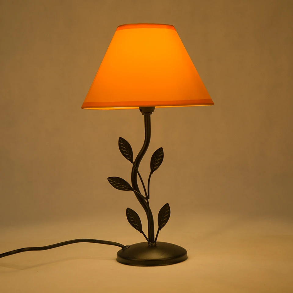 Original Design Table Light Five Leaf Shape Hot Selling Indoor Living Room Bedside Bedroom Decor Led Bulbs Desk Lamp | Освещение