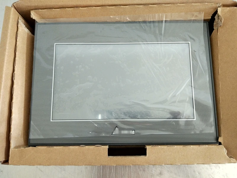 

TP70P-21EX 1R Сенсорная панель ЧМИ со встроенным PLC