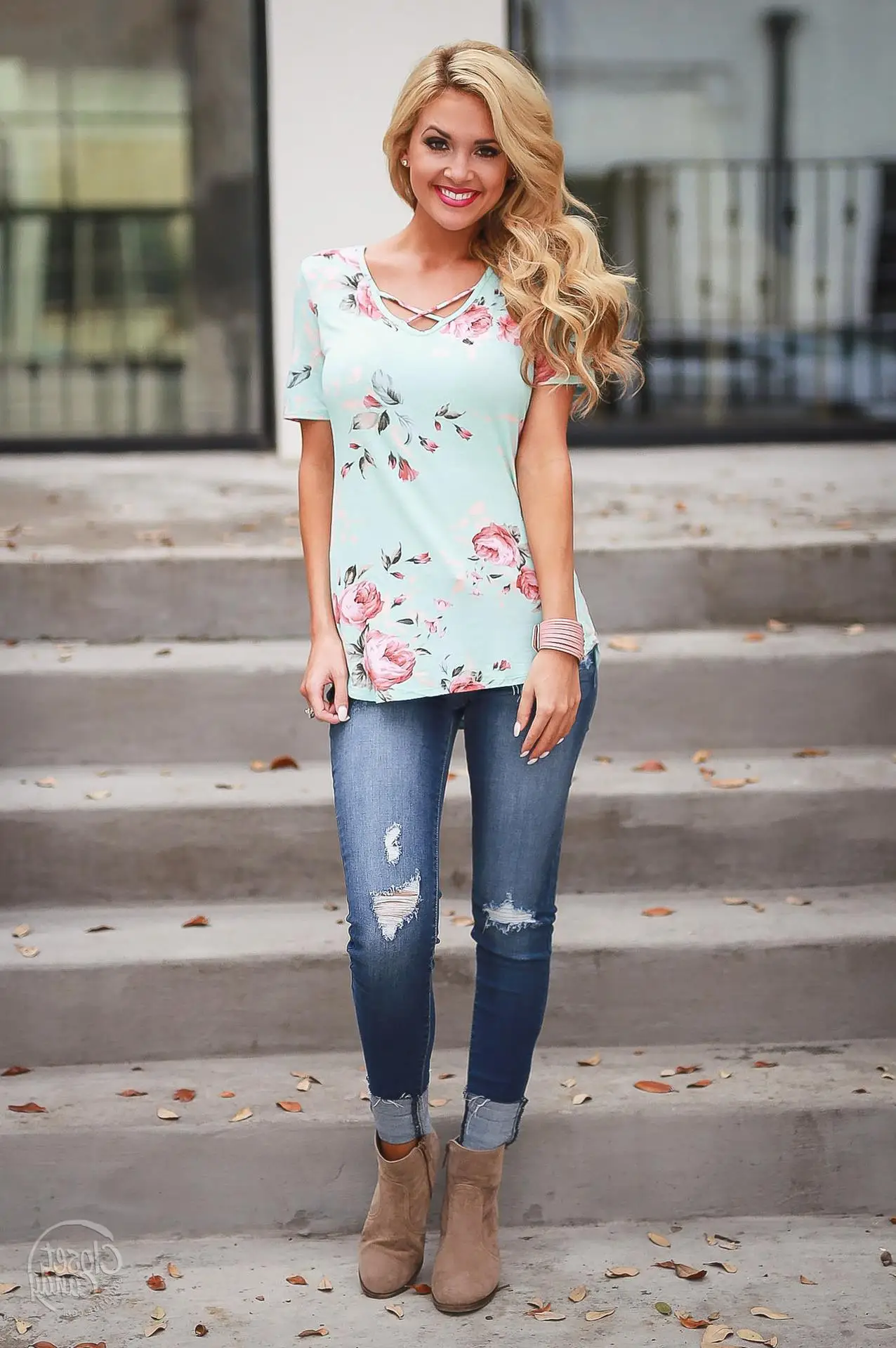 Весна Лето 2019 женская футболка с v-образным вырезом цветочным принтом плюс размер