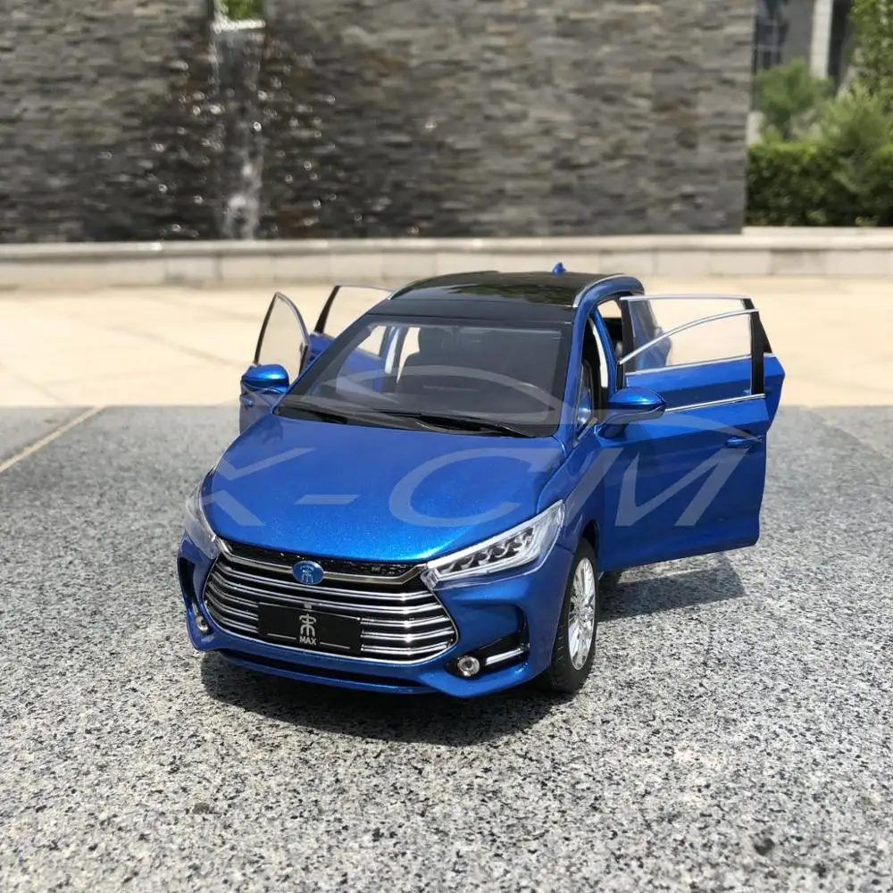 Литая модель автомобиля BYD Song MAX 1:18 (синий) крышка двигателя и багажник не