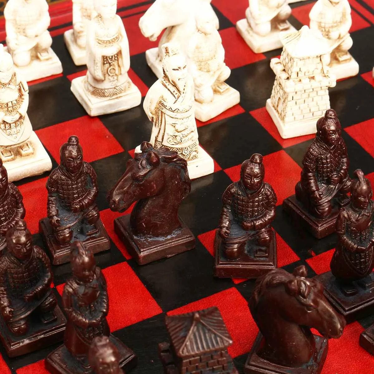

High Quality 32Pcs/Set Resin Chinese Chess With Coffee Wooden Table Vintage Collectibles Gift Entertainment Board Game