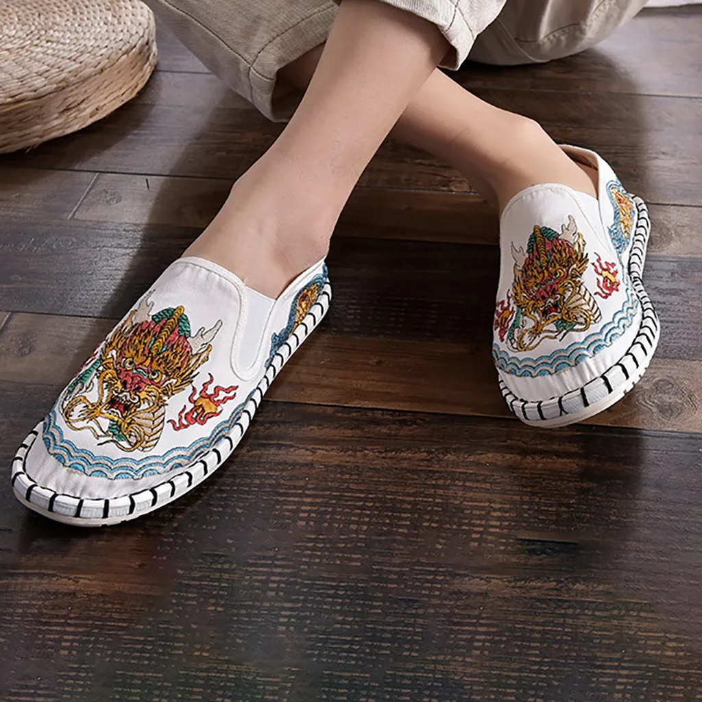 White 2 Женские лоферы на плоской подошве; сезон лето; унисекс; Лоферы без застежки с вышивкой дракона; Повседневная обувь; zapatillas mujer; большие размеры - Цвет: White 2