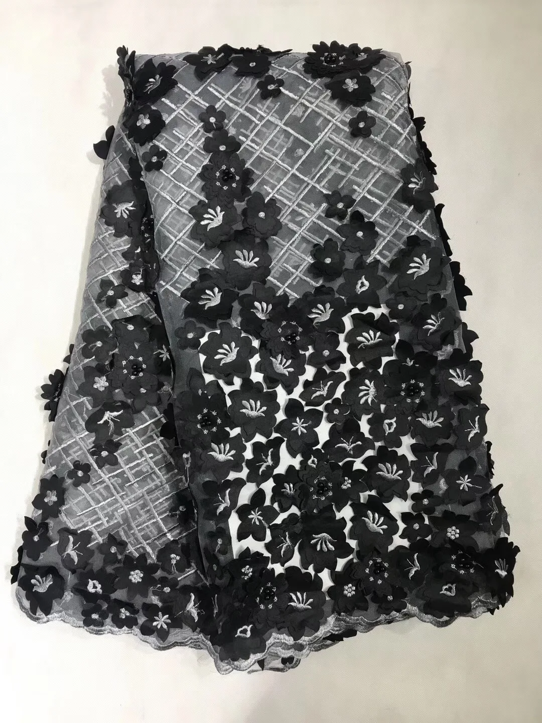 

2018 высокое качество Персиковое французское Сетчатое кружево черная африканская 3D кружевная ткань Швейные аксессуары нигерийское кружево ...