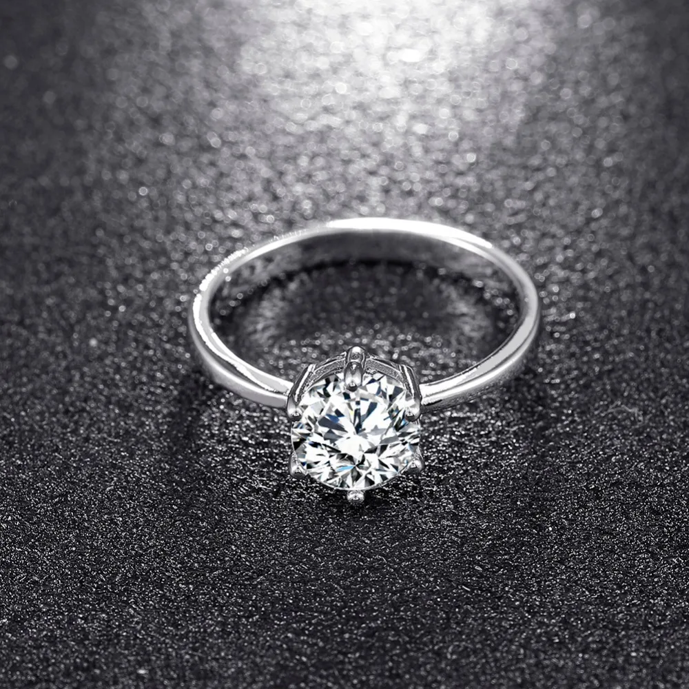 Женские кольца на палец классические с 6 когтями и белым кубическим цирконием