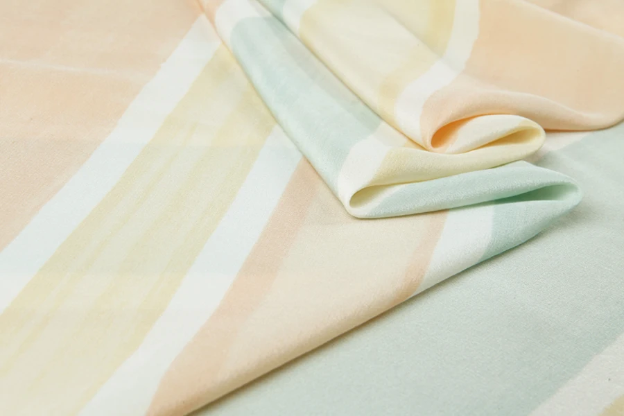 Шелковая ткань тутового шелкопряда-светло-кремовая розовая желтая синяя в