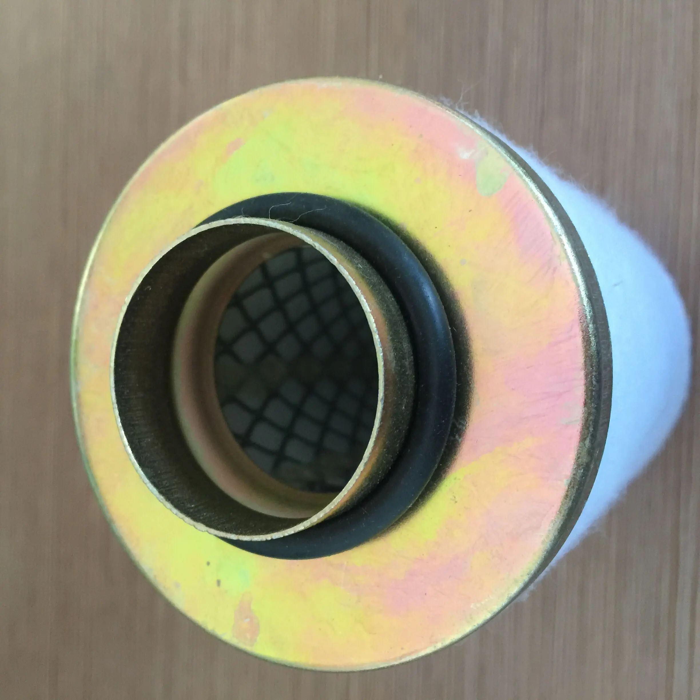 Выхлопной фильтр для вращающегося лопастного вакуумного насоса с кольцом