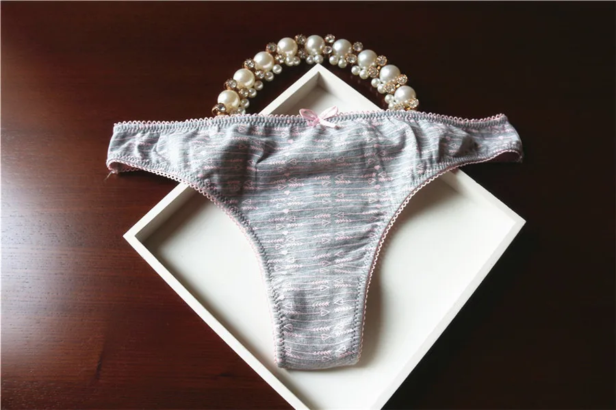 Трусы женские Underwear Women Сексуальные Трусики Стринги И Г Строки Хлопок женский Сексуальный Цветочный Принт Белье Горячей Продажи Строка Г Трусиков PM502 трусы женщин