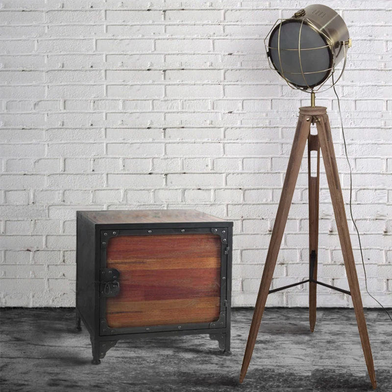 Скандинавская настольная лампа В индустриальном стиле три штатив для фотографии