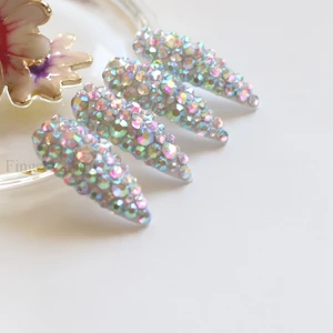 Сверхдлинные овальные накладные ногти, тонкие художественные салонные ногти с кристаллами, бриллиантами, белые ногти