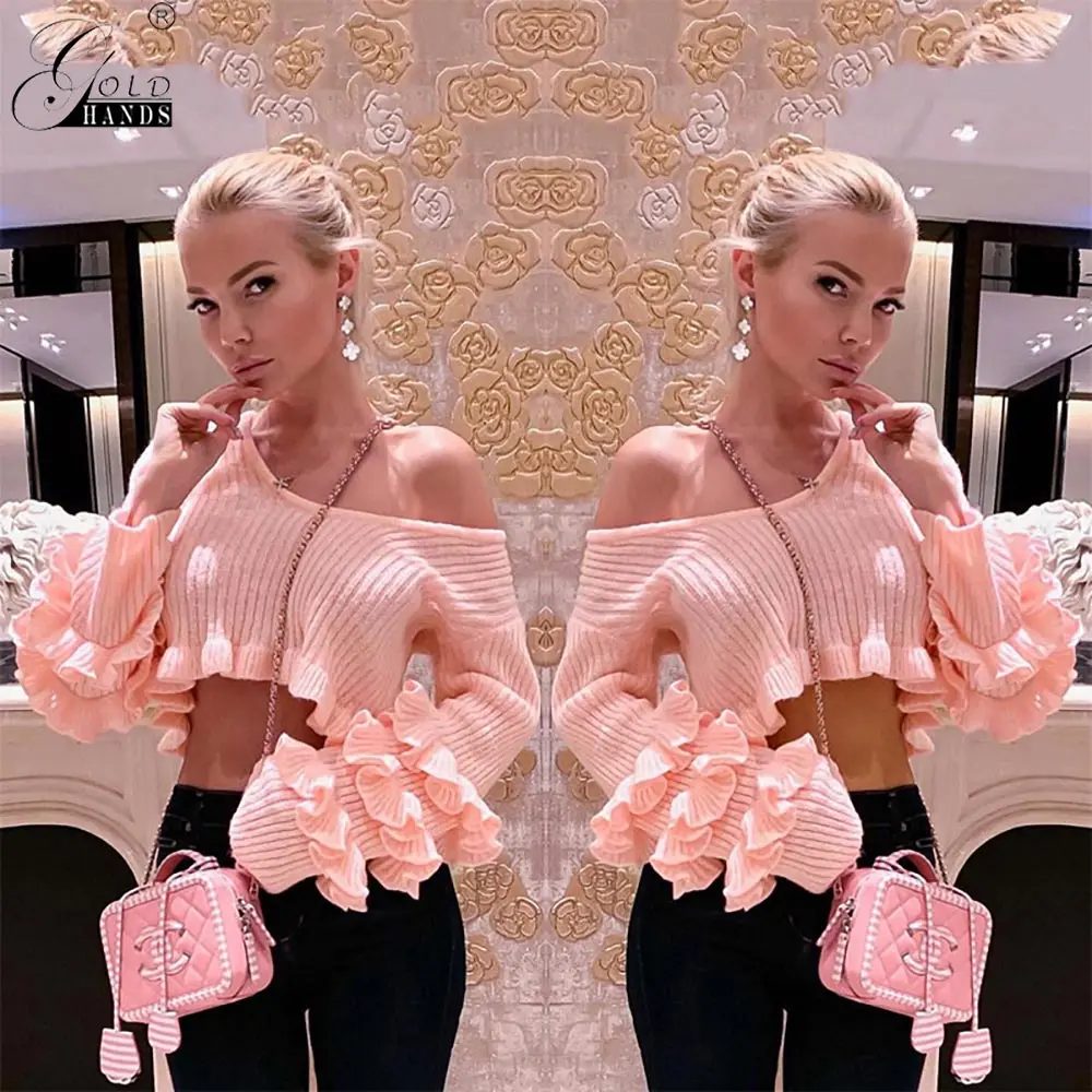 Женский короткий свитер с золотыми стрелками элегантный розовый вязаный в