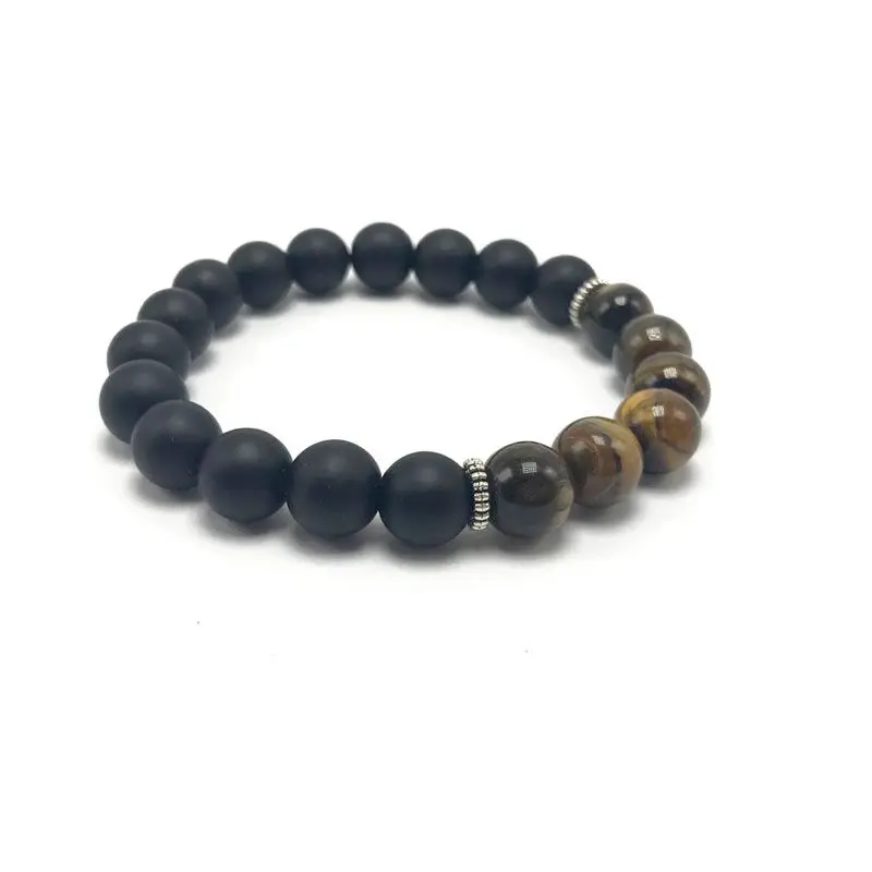 Мужской браслет с тигром и черными матовыми бусинами 10 мм | Украшения аксессуары