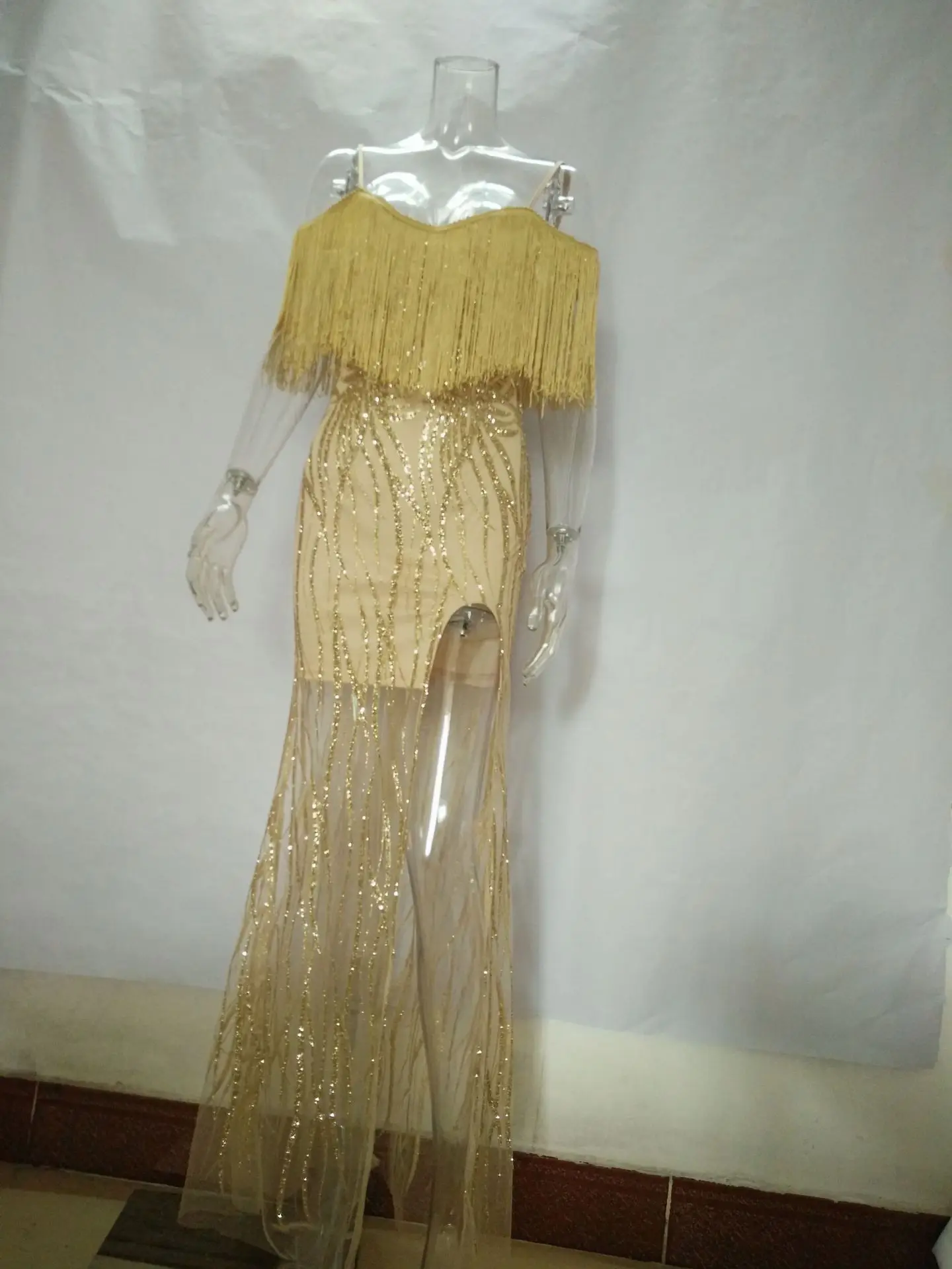 Женское богемное пляжное платье с v-образным вырезом и открытой спиной