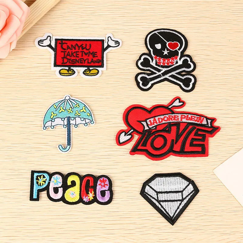 Шт случайные стили вышитые ткани Утюг-на или Шить-на мультфильм наклейка