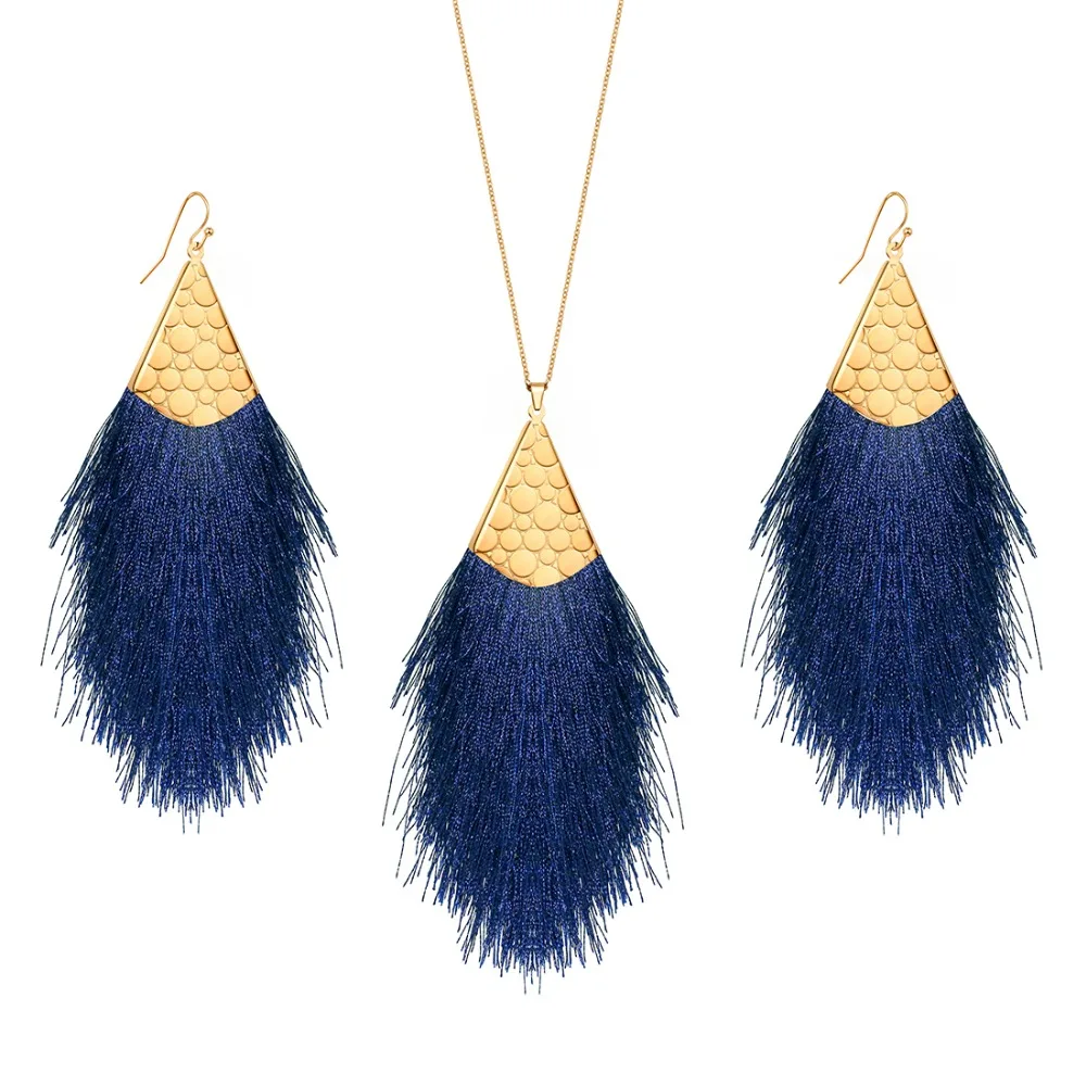 Женский комплект из колье и серёг с разноцветной кисточкой | Украшения