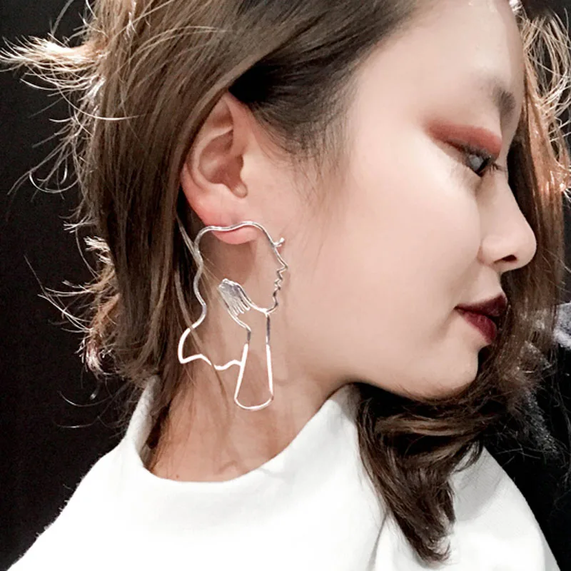 Женские ажурные серьги Cosstore эффектные длинные с контурным узором для девушек