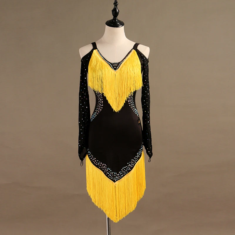 

2018 Women Tassel Latin Dance Dress Long sleeve Rhinestone Dance Performance Dress Samba