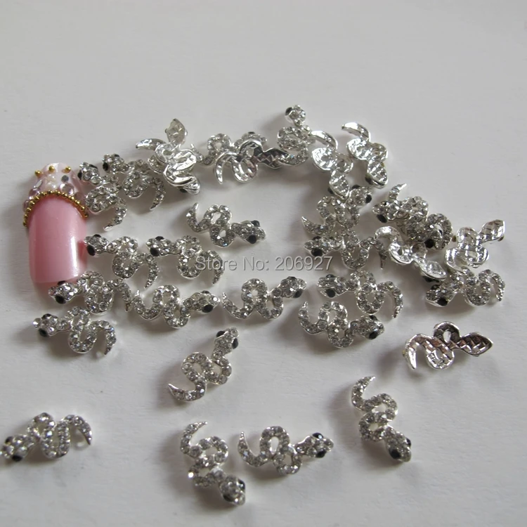 Декоративные металлические подвески в виде змеи серебряные стразы MD-338 10 шт. |