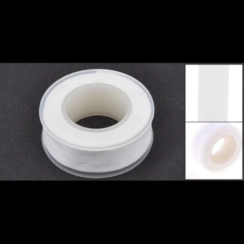 Водопроводная труба шириной 1 8 см уплотнительная лента из ПТФЭ белого цвета |
