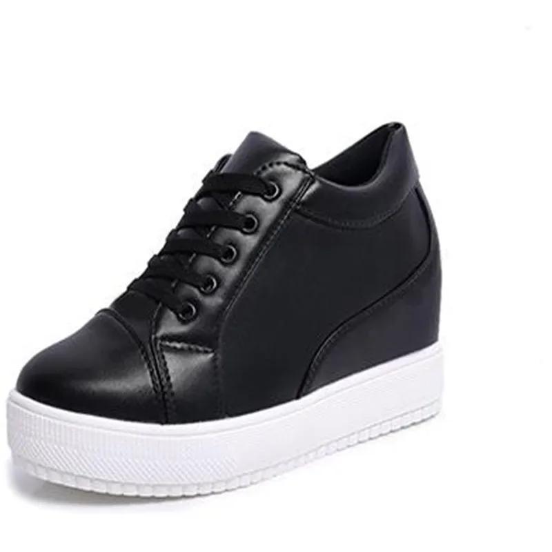 Женские туфли из искусственной кожи черные белые на высоком каблуке со шнуровкой