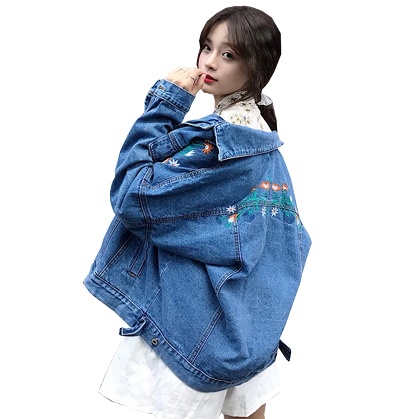 

2018 Women Basic Coat Spring Autumn Floral Embroidery Denim Jacket Women Chinese Style Loose jean Coat All Match Outerwear Mw217