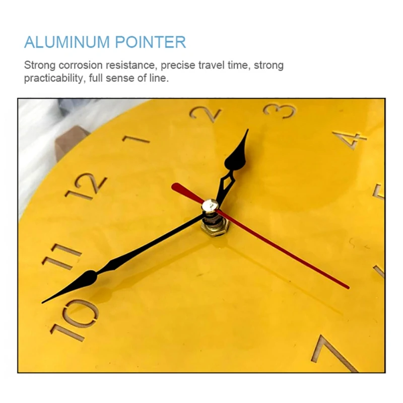 Деревянные настенные часы в форме капли дождя с изображением героев