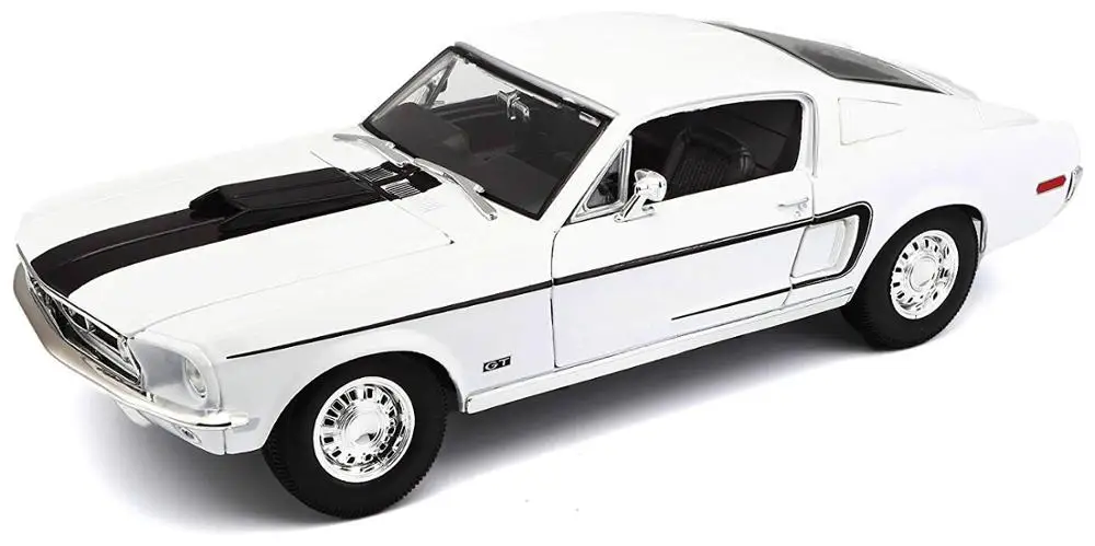 Белый Maisto 1:18 1968 Ford Mustang GT COBRA JET литая под давлением Модель гоночного автомобиля игрушка Новинка в коробке - Цвет: Белый
