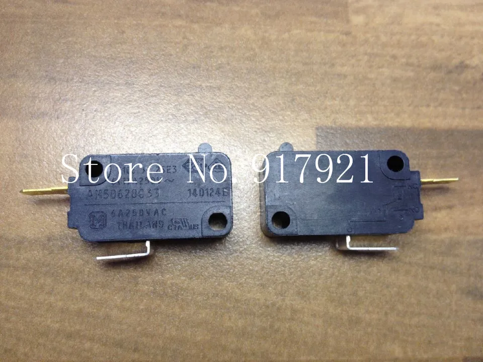 

[ZOB] Original AM50620C33 limit switch 6A250V --50pcs/lot