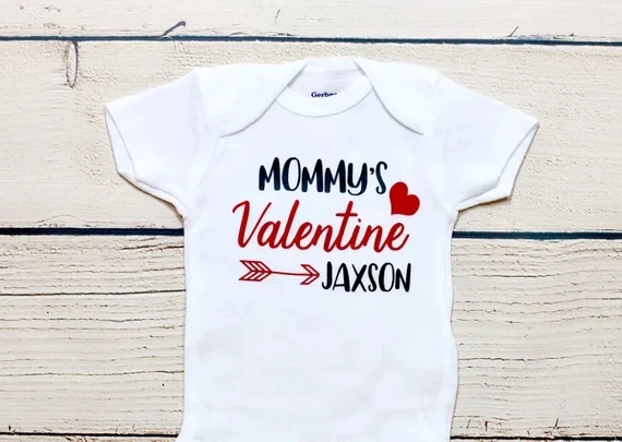 Детские футболки с надписью Mommy's Valentines Фотосессия для беременных Боди душа