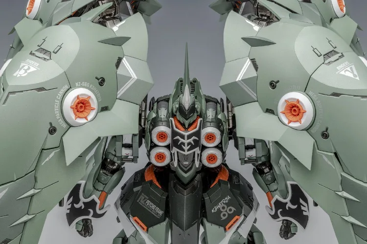 Стальной Легенда Гандам модель MB 1/100 NZ-666 Kshatriya(готовая) Мобильный костюм детские игрушки