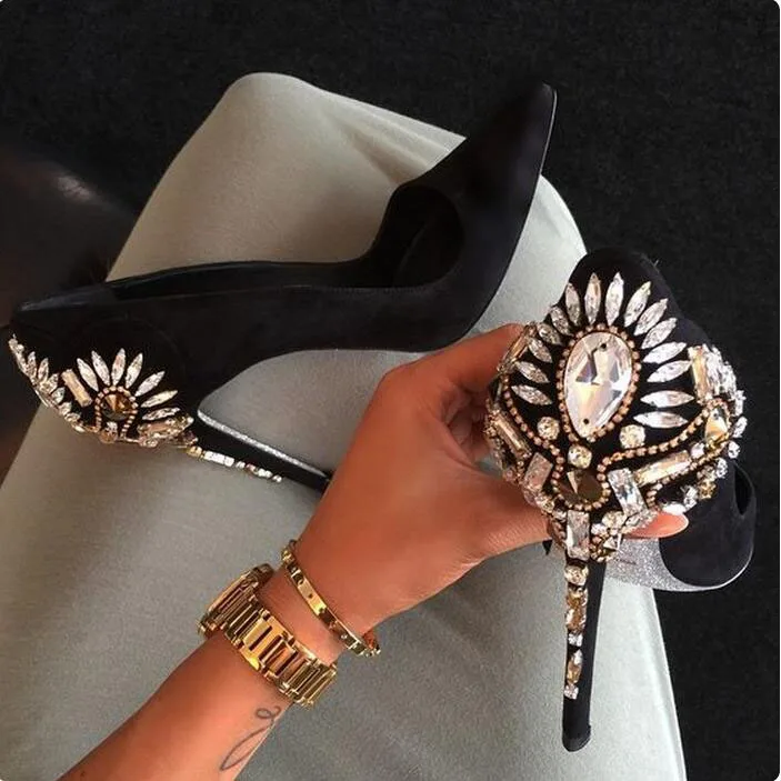 Туфли стразы на высоком каблуке заостренный носок без застежек пикантные