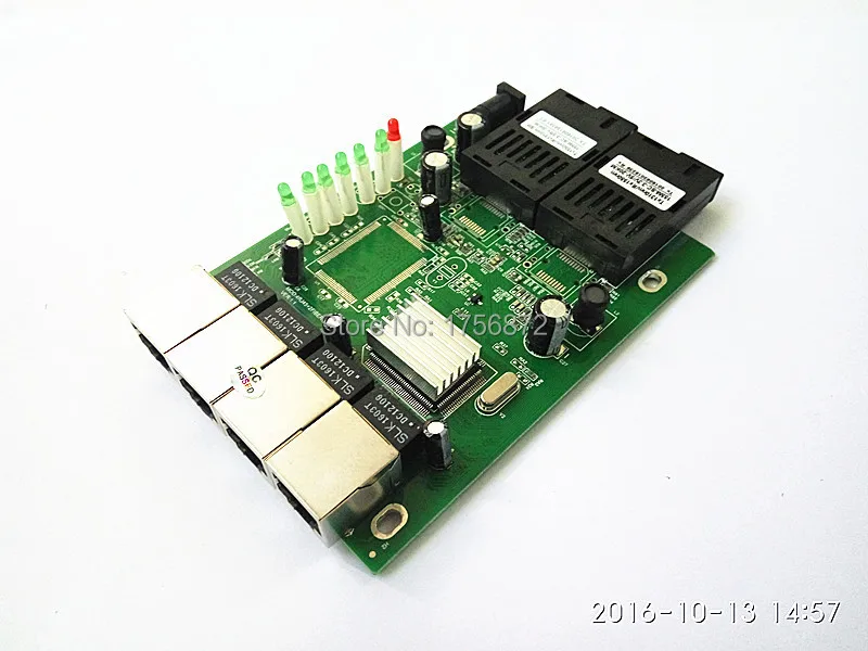 Медиаконвертер 10/100 м 4 RJ45 + 2 волокна 2(1*9) порта с одним режимом и волокном 20 км|media