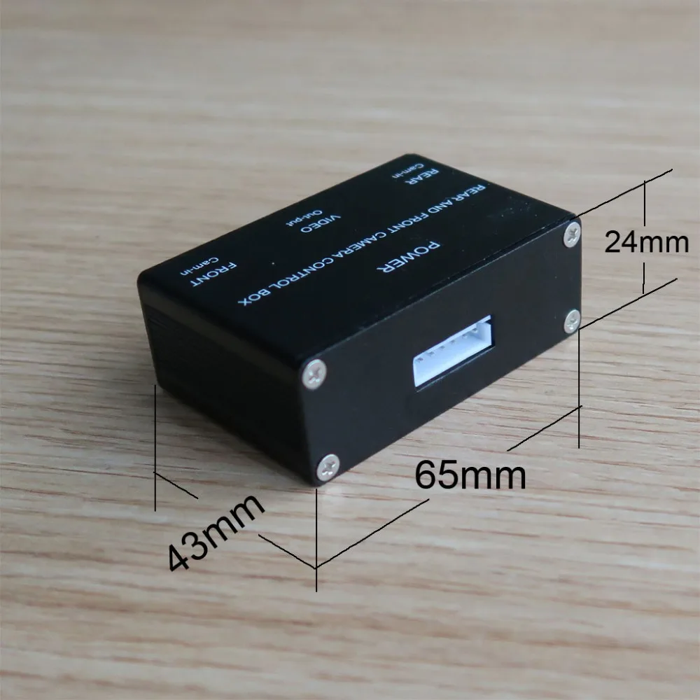 Автомобильная система управления фронтальной и задней камерой два