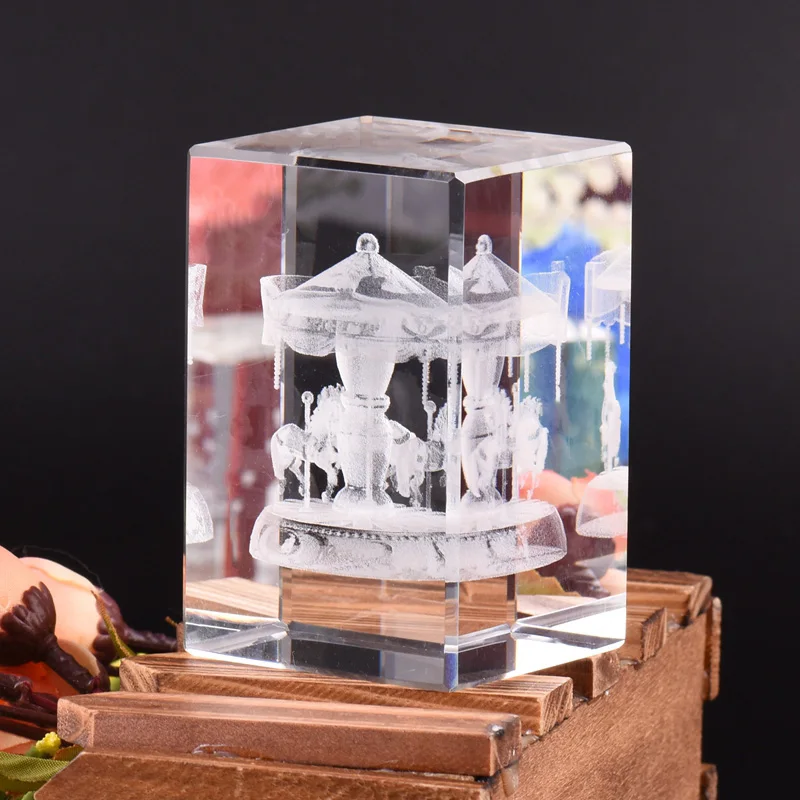 Подарок на день рождения Кристальный гравировальный подарок карусель украшение