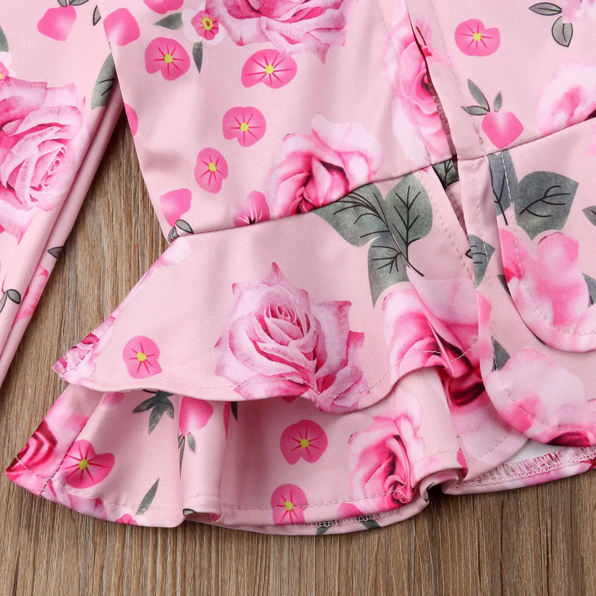 Новые весенние куртки и пальто для девочек детские ветровка с капюшоном