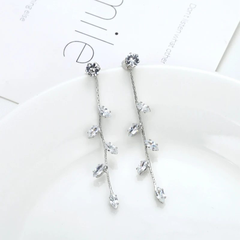 Корейские массивные посеребренные серьги длинные висячие с кисточками для