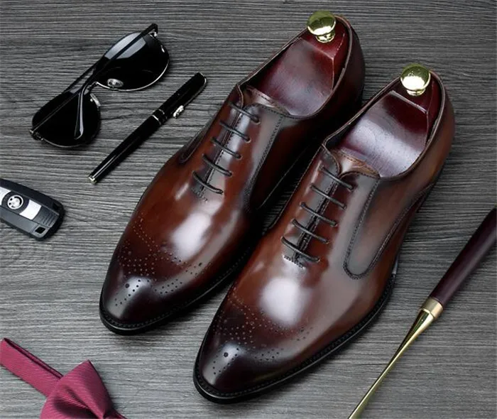 

New summer business brogue leather shoes casual shoes lace-up men's hollow carved pointed toe dress derby shoes