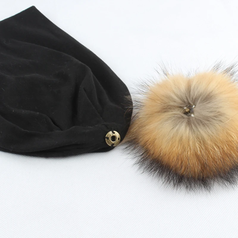 Осенне зимние однотонные хлопковые шапки унисекс облегающие женские