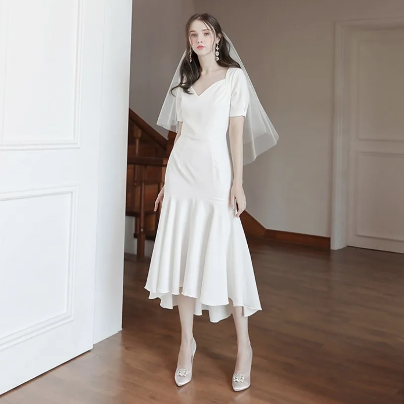 Свадебные платья до середины икры с коротким рукавом 2019 простые трапециевидные