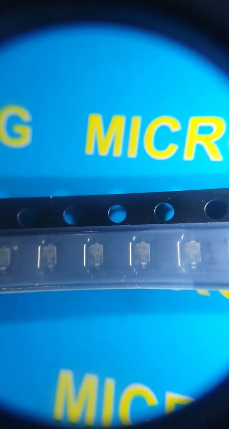 Бесплатная доставка BAV99W SOT323 MM3Z12VT1G SOD323 RB521S-30 SOD523 MMBT3946 SOT363 DTA014YE SOT523 DTC114YE |