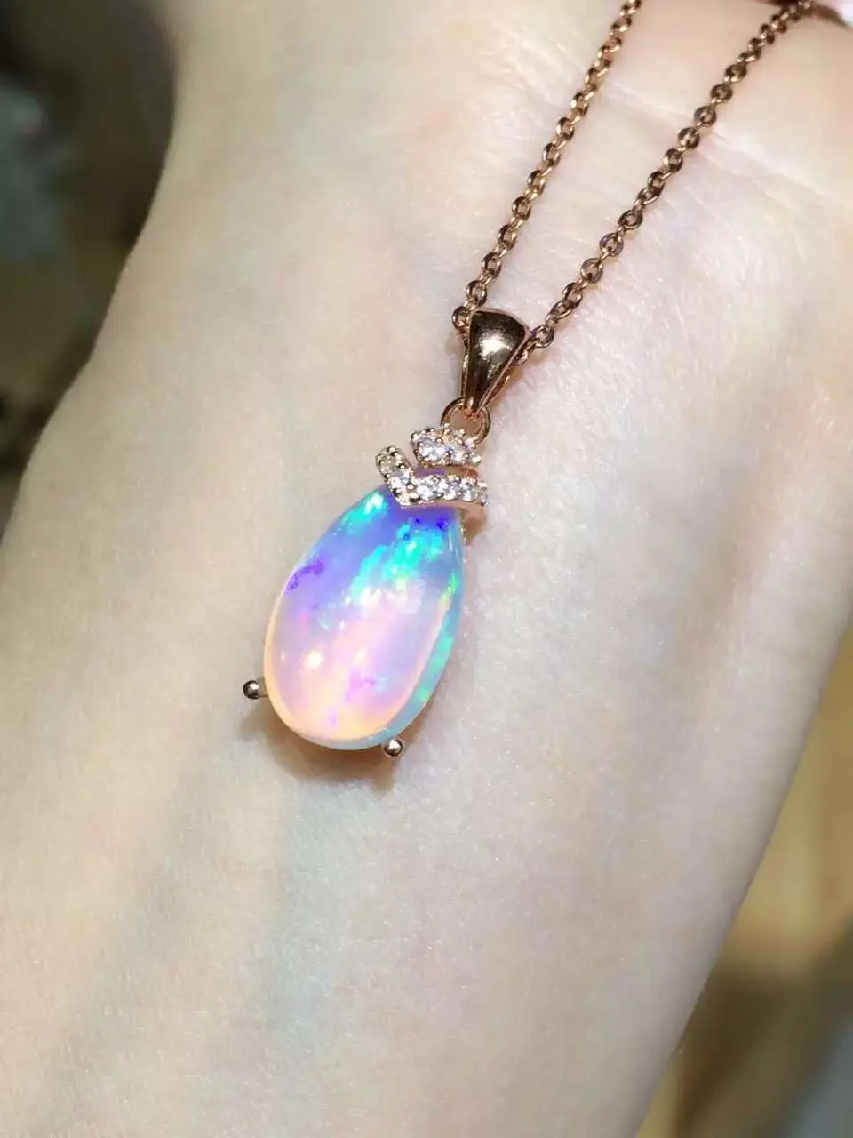 100% NATURAL ETHIOPIAN WELO FIRE OPAL CABOCHON PENDANT 9.6*16.6mm | Stones