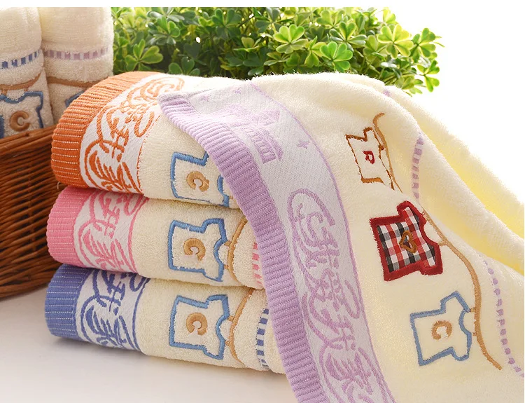 

Hot New Fashion 3pcs*lot Genuine Jacquard Embroider Face Hand Towel High Quality 34*74cm 100% Pure Cotton Brand Bath Towel Set