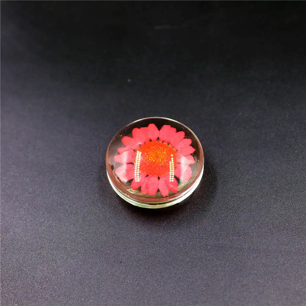 ZHUBI 2pcs 30MM Handmade Vintage Style Natural Dried Sun Flowers Long Necklaces & Pendants Glass Flat Ball Resin Cameo Pendant |
