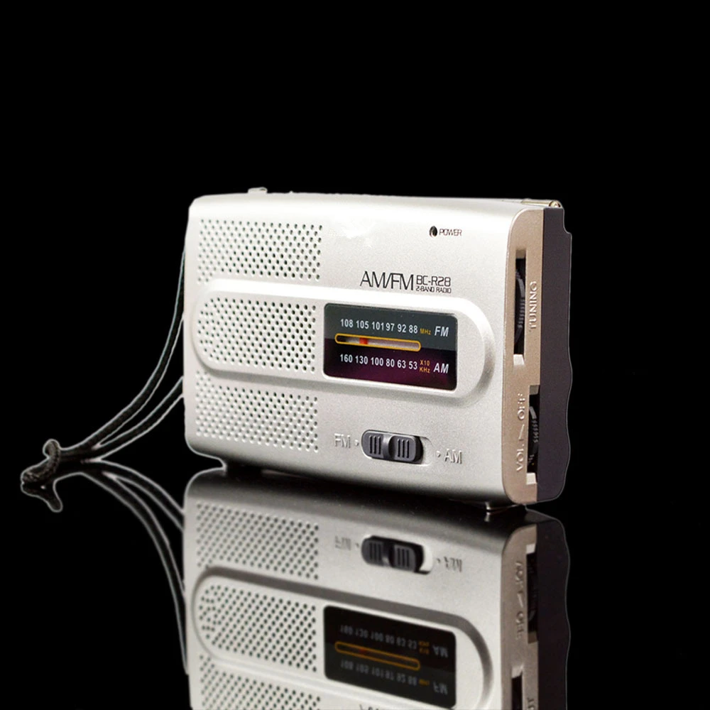 Совершенно новое портативное мини-радио R2048 с двухдиапазонным FM/AM радио