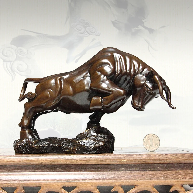 

Good luck - 2020 office Company Desk Magic decorative bronze Stock market bull Wall Street bull statue Mascot #home art large